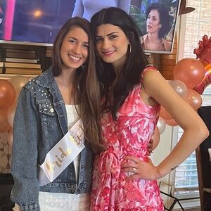 Meet your Posher, Ashley